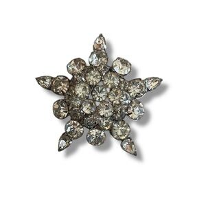 Vintage Rhinestone Starburst Brooch Prong Set Layered Silver Tone
